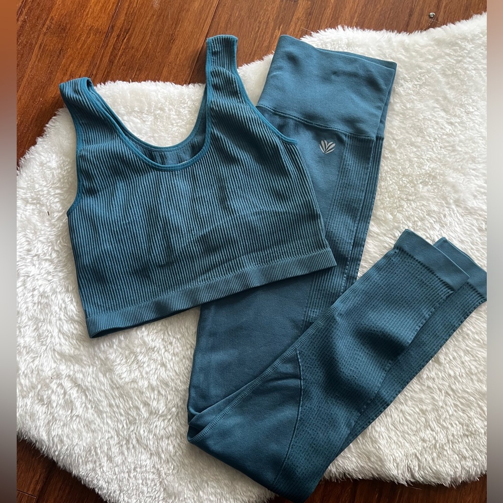 Teal Forever21 Activewear Set